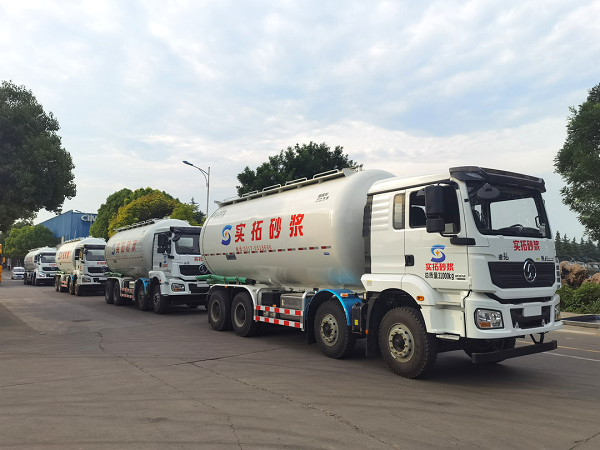 一分信任，十分責(zé)任，中集凌宇粉罐車交付六年老客戶！